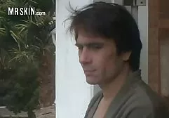 Güzel göğüsleri 2 türkçe alt yazılı para karşılığı sex