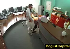 Camilla hdaltyazilipornoizle Taylor ve Nicole P1 ile kayış bellek