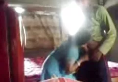 Seksi sarışın ve mastürbasyon giyinmiş, ne seks altyazili zaman