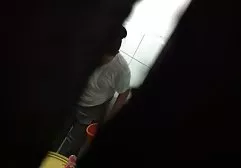 Sekreter alt yazılı yaşlı pornosu naylon çorap takar
