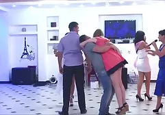 Amatör teen evde türkçe altyazılı eş değiştirme pornosu izle seks video