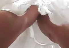 Grup sarışın Piercing cum pompalanır ve anal alt yazılı seks seks